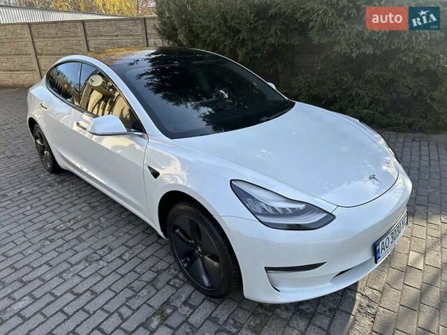 Белый Тесла Модель 3, объемом двигателя 0 л и пробегом 99 тыс. км за 23000 $, фото 1 на Automoto.ua