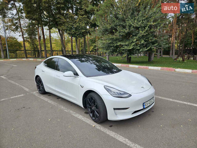 Білий Тесла Модель 3, об'ємом двигуна 0 л та пробігом 113 тис. км за 19500 $, фото 1 на Automoto.ua