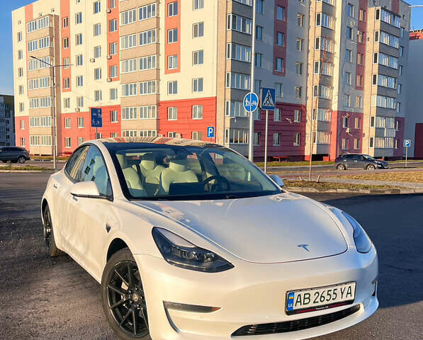 Белый Тесла Модель 3, объемом двигателя 0 л и пробегом 53 тыс. км за 18500 $, фото 1 на Automoto.ua