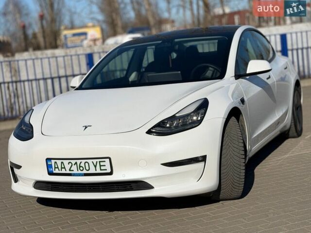 Белый Тесла Модель 3, объемом двигателя 0 л и пробегом 166 тыс. км за 19500 $, фото 1 на Automoto.ua