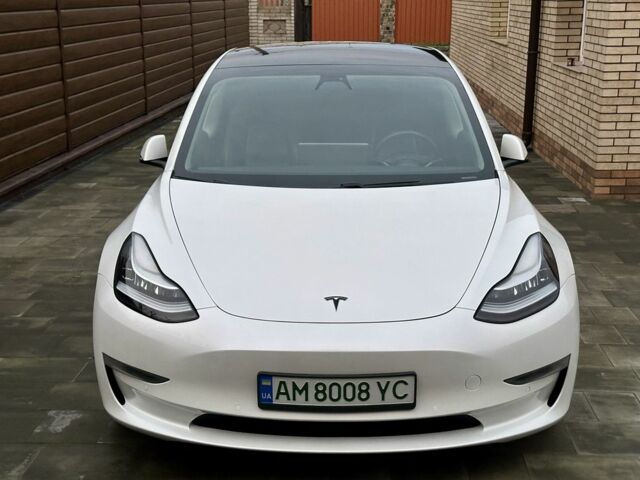 Білий Тесла Модель 3, об'ємом двигуна 0 л та пробігом 145 тис. км за 19500 $, фото 1 на Automoto.ua