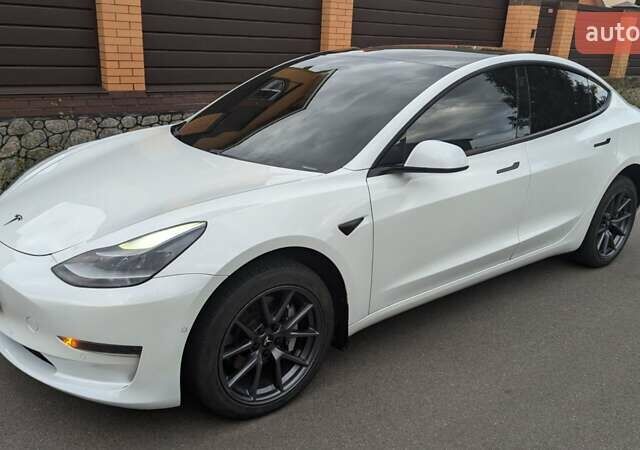 Тесла Модель 3 2021 в Виннице на Automoto.ua Белый Тесла Модель 3, объемом двигателя 0 л и пробегом 78 тыс. км за 29500 $, фото 1 на Automoto.ua