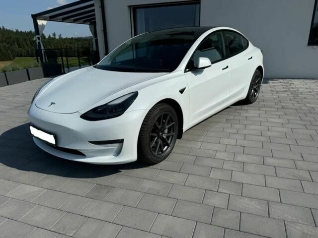 Білий Тесла Модель 3, об'ємом двигуна 0 л та пробігом 115 тис. км за 12200 $, фото 1 на Automoto.ua