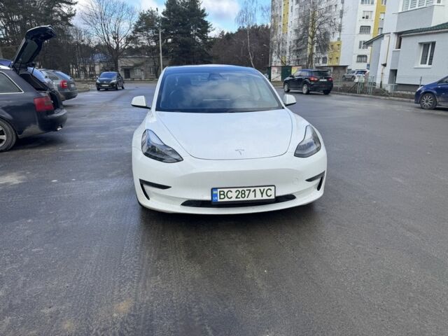 Белый Тесла Модель 3, объемом двигателя 0 л и пробегом 98 тыс. км за 22500 $, фото 1 на Automoto.ua