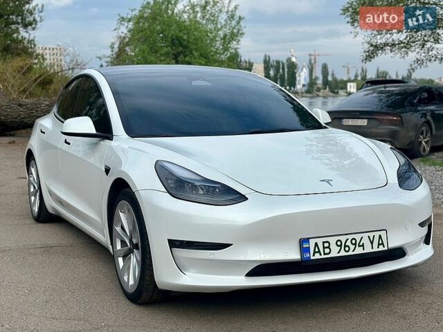 Белый Тесла Модель 3, объемом двигателя 0 л и пробегом 152 тыс. км за 19200 $, фото 1 на Automoto.ua