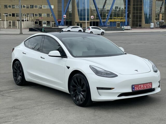 Белый Тесла Модель 3, объемом двигателя 0 л и пробегом 38 тыс. км за 21900 $, фото 1 на Automoto.ua