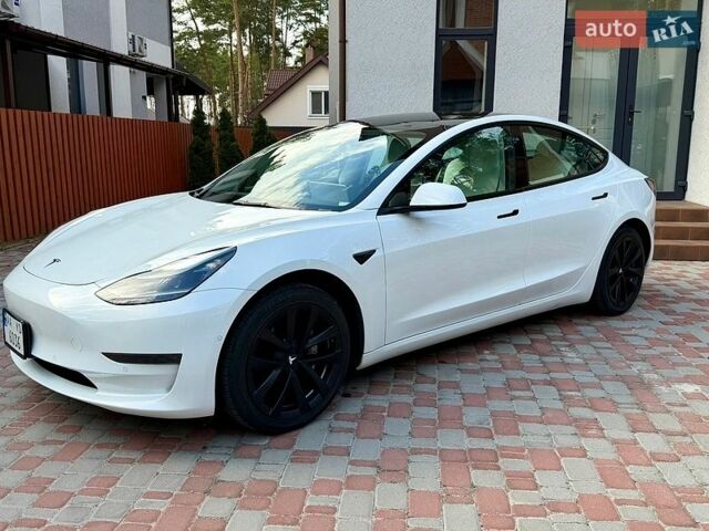 Белый Тесла Модель 3, объемом двигателя 0 л и пробегом 85 тыс. км за 17800 $, фото 1 на Automoto.ua