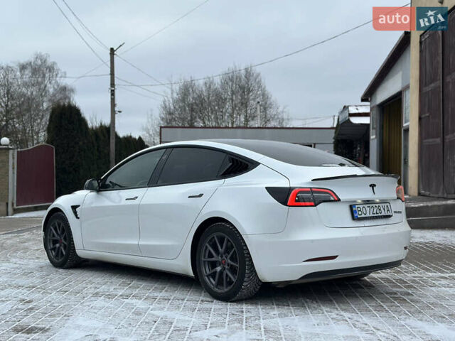 Білий Тесла Модель 3, об'ємом двигуна 0 л та пробігом 181 тис. км за 13500 $, фото 1 на Automoto.ua