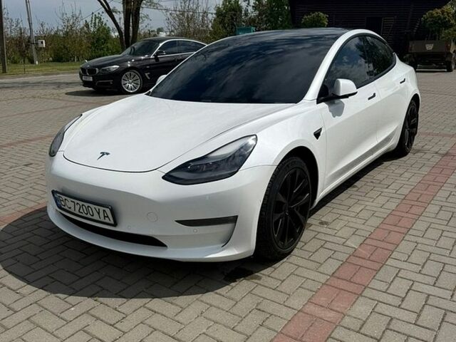 Белый Тесла Модель 3, объемом двигателя 0 л и пробегом 81 тыс. км за 20900 $, фото 1 на Automoto.ua