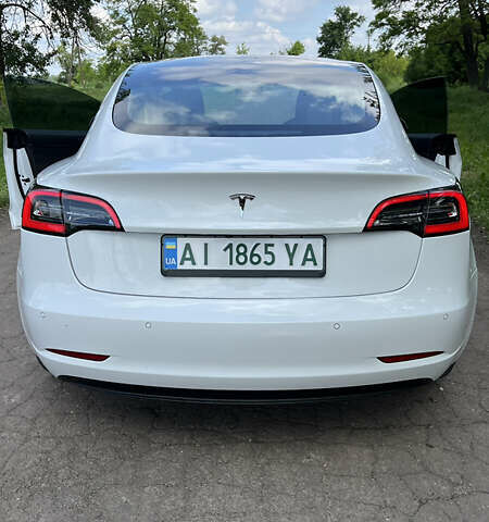 Белый Тесла Модель 3, объемом двигателя 0 л и пробегом 95 тыс. км за 16400 $, фото 1 на Automoto.ua
