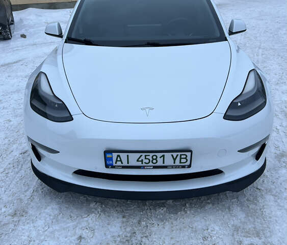 Білий Тесла Модель 3, об'ємом двигуна 0 л та пробігом 181 тис. км за 19000 $, фото 1 на Automoto.ua