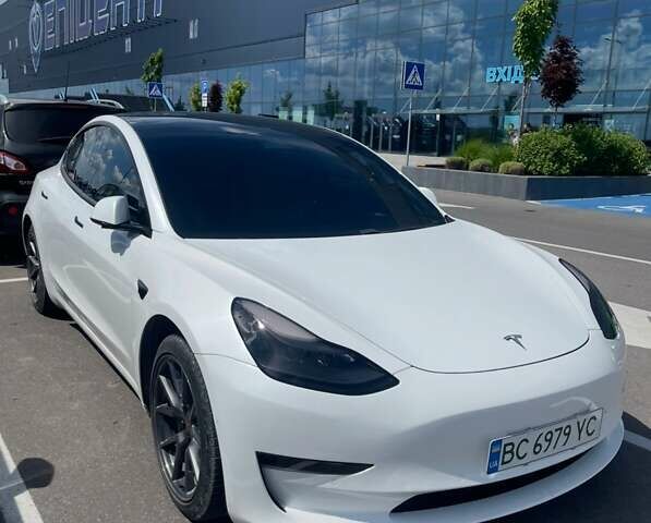 Тесла Модель 3 2021 у Львові на Automoto.ua Білий Тесла Модель 3, об'ємом двигуна 0 л та пробігом 109 тис. км за 25000 $, фото 1 на Automoto.ua