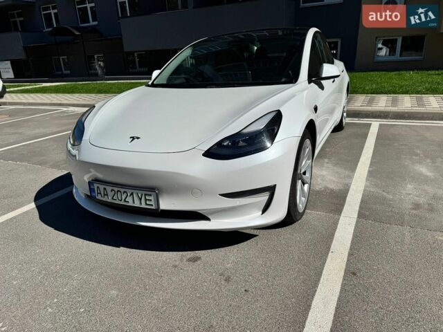 Білий Тесла Модель 3, об'ємом двигуна 0 л та пробігом 140 тис. км за 19500 $, фото 1 на Automoto.ua