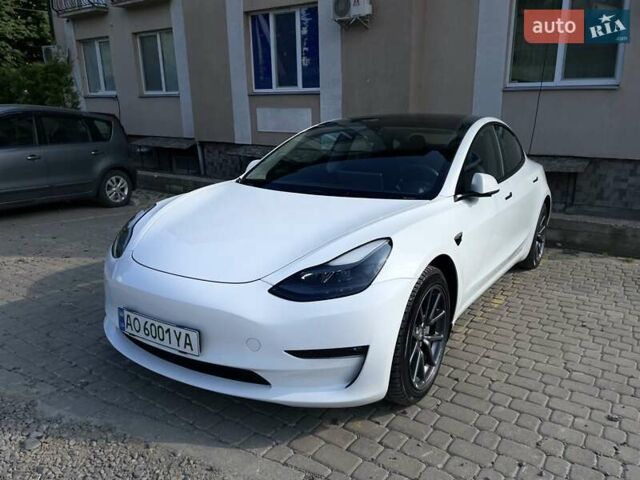 Белый Тесла Модель 3, объемом двигателя 0 л и пробегом 152 тыс. км за 20700 $, фото 1 на Automoto.ua