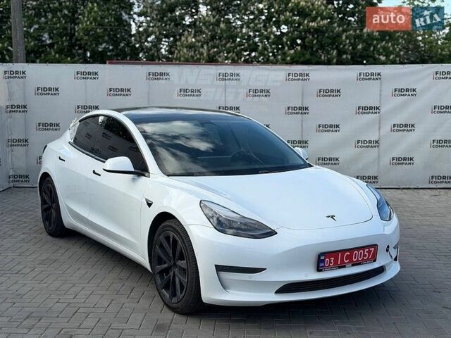 Белый Тесла Модель 3, объемом двигателя 0 л и пробегом 146 тыс. км за 13200 $, фото 1 на Automoto.ua