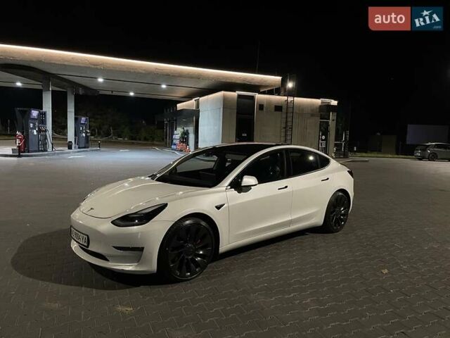 Білий Тесла Модель 3, об'ємом двигуна 0 л та пробігом 79 тис. км за 22400 $, фото 1 на Automoto.ua