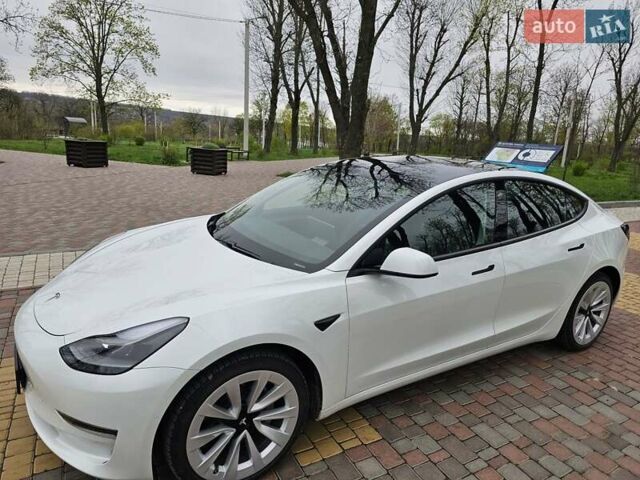 Білий Тесла Модель 3, об'ємом двигуна 0 л та пробігом 25 тис. км за 29000 $, фото 1 на Automoto.ua