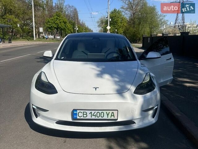 Белый Тесла Модель 3, объемом двигателя 0 л и пробегом 80 тыс. км за 26000 $, фото 1 на Automoto.ua