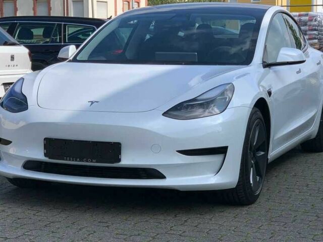 Білий Тесла Модель 3, об'ємом двигуна 0 л та пробігом 52 тис. км за 14200 $, фото 1 на Automoto.ua