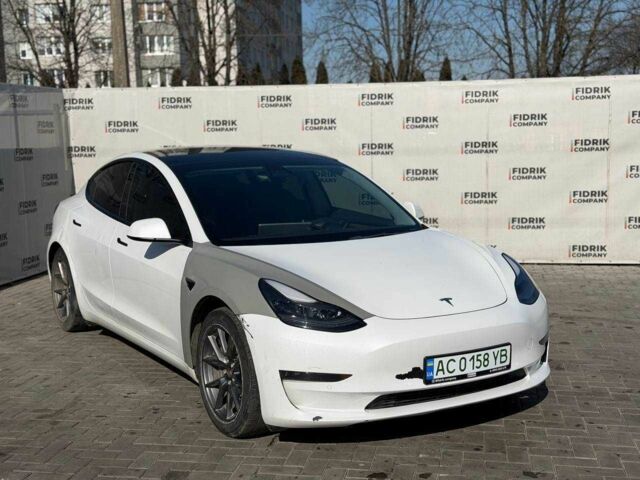 Белый Тесла Модель 3, объемом двигателя 0 л и пробегом 309 тыс. км за 12900 $, фото 1 на Automoto.ua