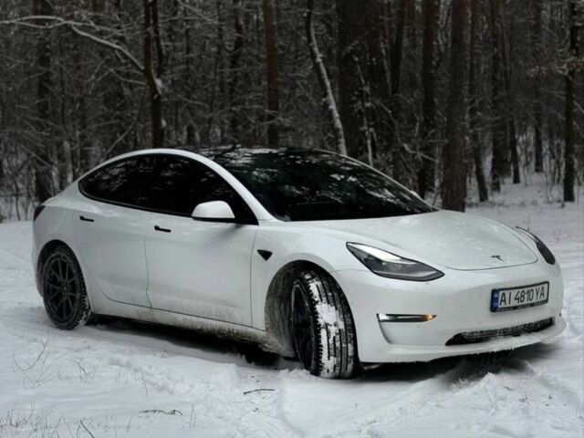 Білий Тесла Модель 3, об'ємом двигуна 0 л та пробігом 19 тис. км за 16000 $, фото 1 на Automoto.ua