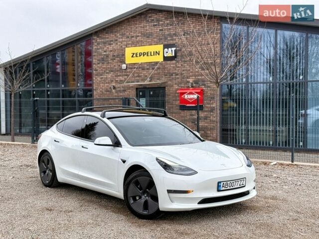 Белый Тесла Модель 3, объемом двигателя 0 л и пробегом 66 тыс. км за 18200 $, фото 1 на Automoto.ua