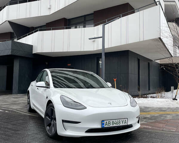 Белый Тесла Модель 3, объемом двигателя 0 л и пробегом 145 тыс. км за 20500 $, фото 1 на Automoto.ua