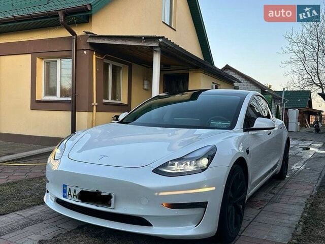 Білий Тесла Модель 3, об'ємом двигуна 0 л та пробігом 115 тис. км за 16500 $, фото 1 на Automoto.ua