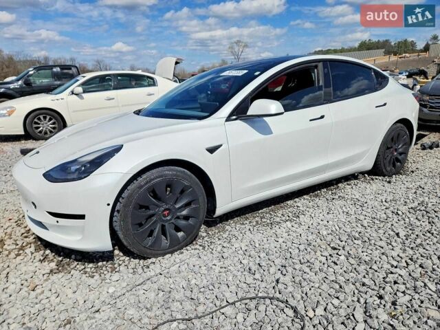 Білий Тесла Модель 3, об'ємом двигуна 0 л та пробігом 5 тис. км за 5000 $, фото 1 на Automoto.ua