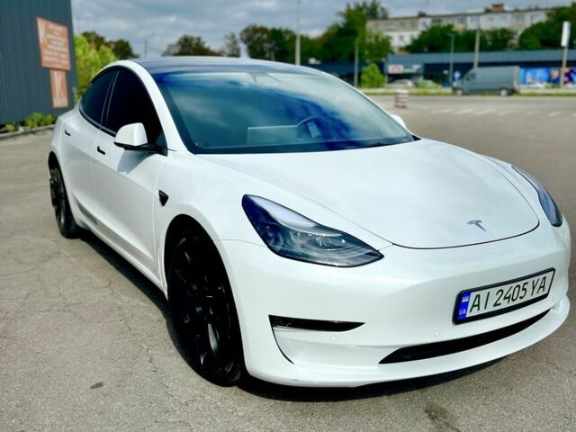 Белый Тесла Модель 3, объемом двигателя 0 л и пробегом 86 тыс. км за 27600 $, фото 1 на Automoto.ua