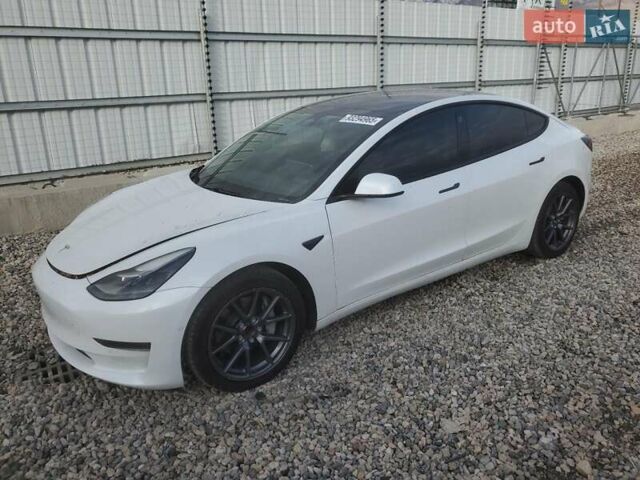 Білий Тесла Модель 3, об'ємом двигуна 0 л та пробігом 91 тис. км за 6300 $, фото 1 на Automoto.ua