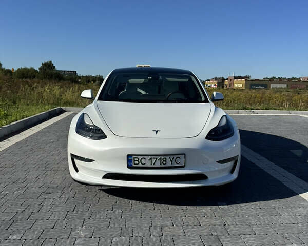 Білий Тесла Модель 3, об'ємом двигуна 0 л та пробігом 35 тис. км за 24500 $, фото 1 на Automoto.ua