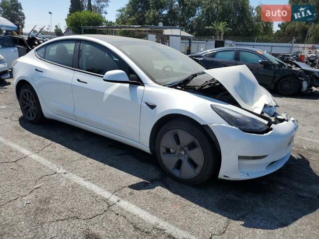 Білий Тесла Модель 3, об'ємом двигуна 0 л та пробігом 1 тис. км за 19500 $, фото 1 на Automoto.ua