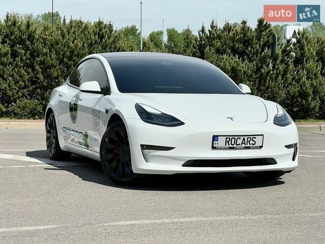 Белый Тесла Модель 3, объемом двигателя 0 л и пробегом 39 тыс. км за 24500 $, фото 1 на Automoto.ua