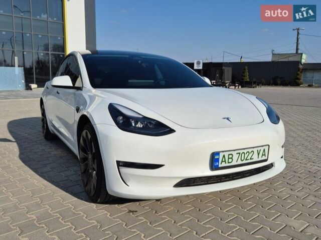 Белый Тесла Модель 3, объемом двигателя 0 л и пробегом 45 тыс. км за 24400 $, фото 1 на Automoto.ua