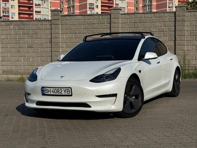 Білий Тесла Модель 3, об'ємом двигуна 0 л та пробігом 66 тис. км за 20500 $, фото 1 на Automoto.ua