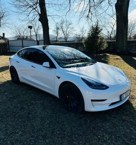 Білий Тесла Модель 3, об'ємом двигуна 0 л та пробігом 87 тис. км за 23500 $, фото 1 на Automoto.ua