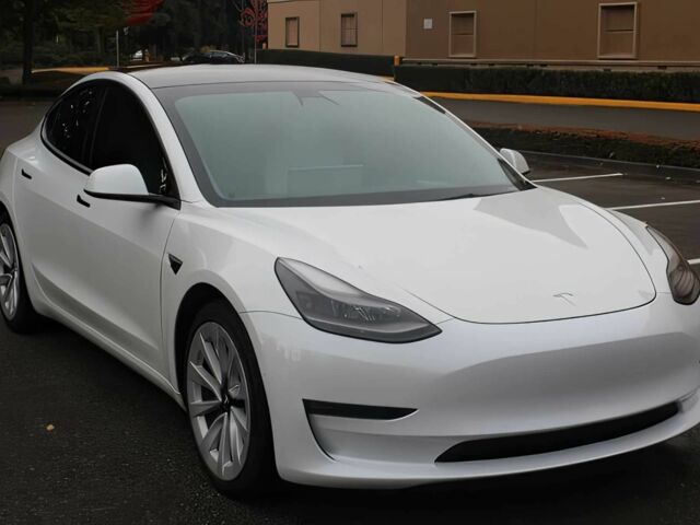 Белый Тесла Модель 3, объемом двигателя 0 л и пробегом 29 тыс. км за 9100 $, фото 1 на Automoto.ua