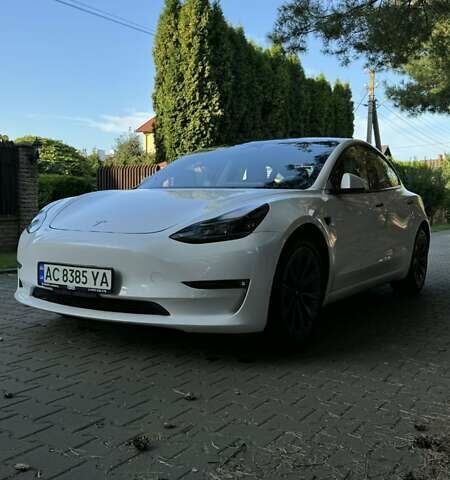 Білий Тесла Модель 3, об'ємом двигуна 0 л та пробігом 156 тис. км за 20499 $, фото 1 на Automoto.ua