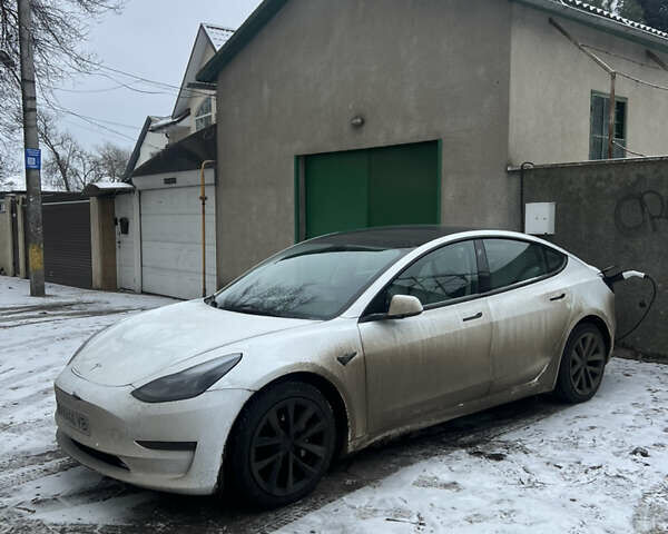 Белый Тесла Модель 3, объемом двигателя 0 л и пробегом 22 тыс. км за 16100 $, фото 1 на Automoto.ua
