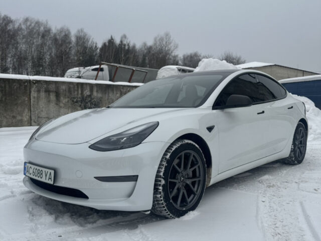 Белый Тесла Модель 3, объемом двигателя 0 л и пробегом 62 тыс. км за 23100 $, фото 1 на Automoto.ua