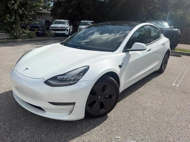 Білий Тесла Модель 3, об'ємом двигуна 0 л та пробігом 25 тис. км за 8895 $, фото 1 на Automoto.ua