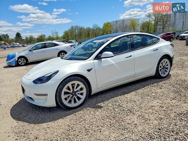 Білий Тесла Модель 3, об'ємом двигуна 0 л та пробігом 75 тис. км за 7000 $, фото 1 на Automoto.ua