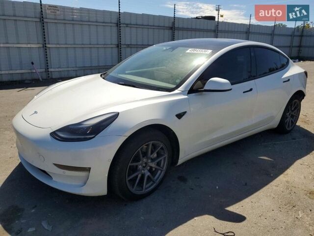 Белый Тесла Модель 3, объемом двигателя 0 л и пробегом 88 тыс. км за 7498 $, фото 1 на Automoto.ua