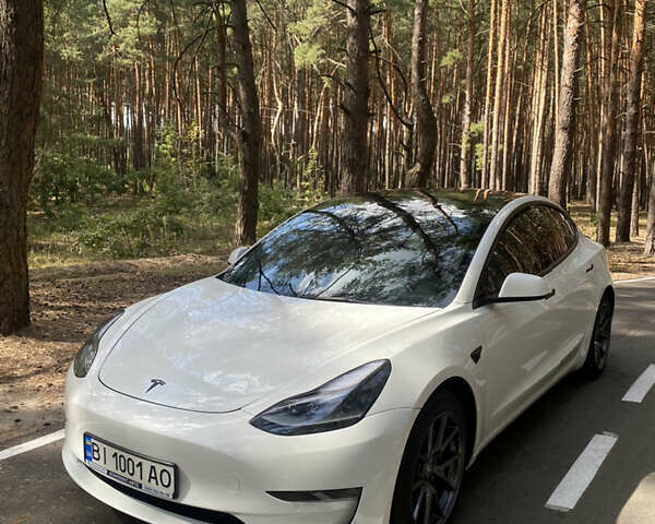 Білий Тесла Модель 3, об'ємом двигуна 0 л та пробігом 22 тис. км за 28900 $, фото 1 на Automoto.ua