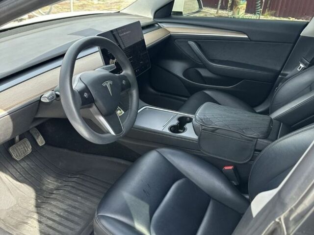 Білий Тесла Модель 3, об'ємом двигуна 0 л та пробігом 80 тис. км за 21700 $, фото 1 на Automoto.ua