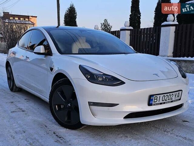 Білий Тесла Модель 3, об'ємом двигуна 0 л та пробігом 96 тис. км за 18500 $, фото 1 на Automoto.ua