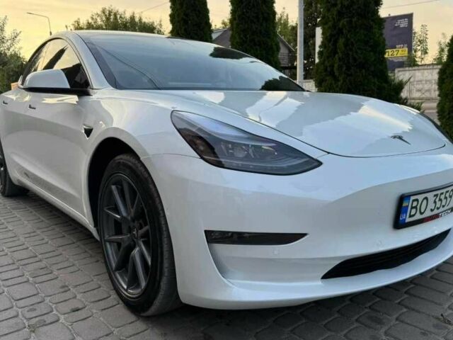 Білий Тесла Модель 3, об'ємом двигуна 0 л та пробігом 79 тис. км за 14500 $, фото 1 на Automoto.ua