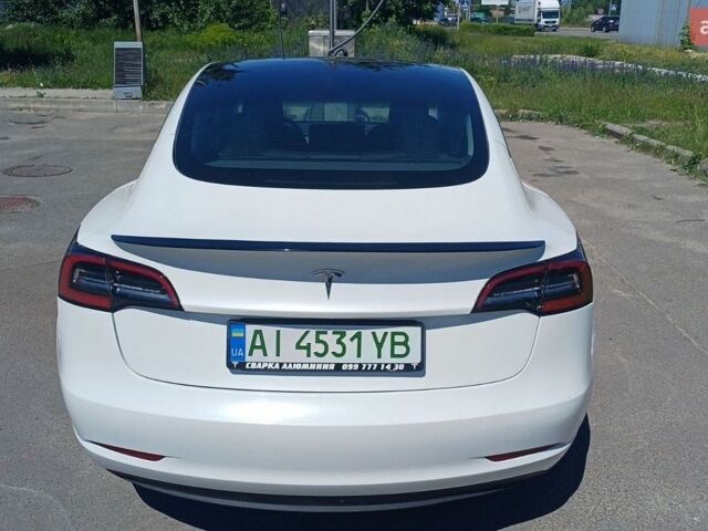 Белый Тесла Модель 3, объемом двигателя 0 л и пробегом 87 тыс. км за 18500 $, фото 1 на Automoto.ua