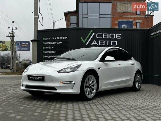 Белый Тесла Модель 3, объемом двигателя 0 л и пробегом 35 тыс. км за 24699 $, фото 1 на Automoto.ua